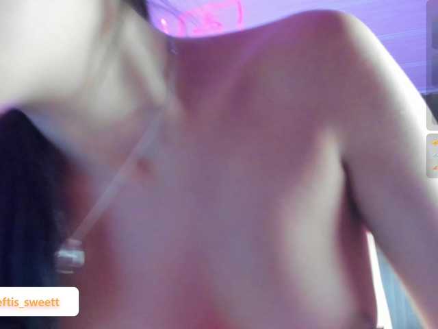 NEFTIS-TAY live cam on BongaCams