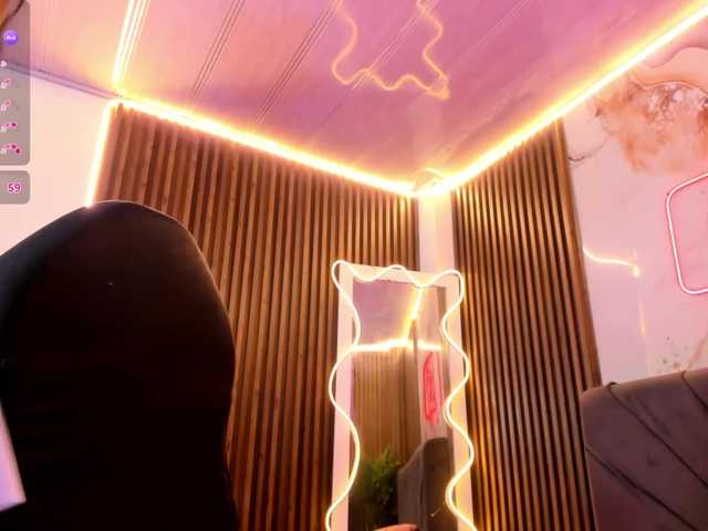 NEFTIS-TAY live cam on BongaCams
