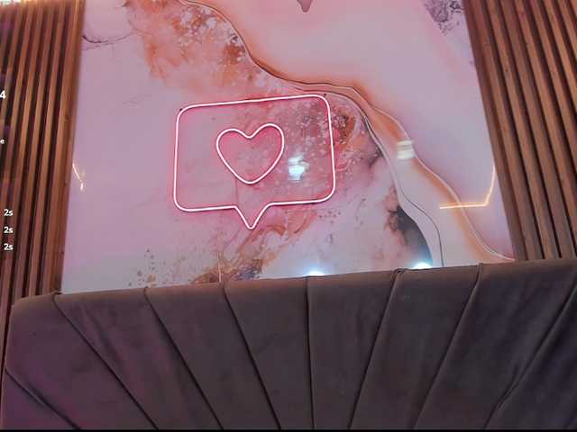 NEFTIS-TAY live cam on BongaCams