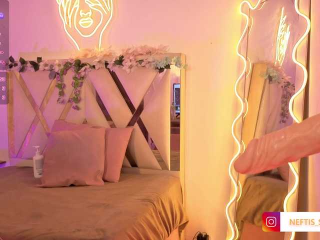 NEFTIS-TAY live cam on BongaCams