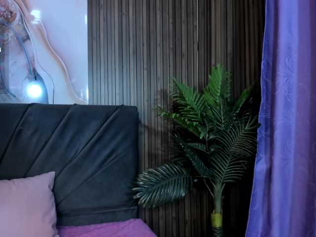 NEFTIS-TAY live cam on BongaCams