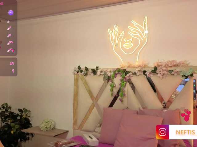 NEFTIS-TAY live cam on BongaCams