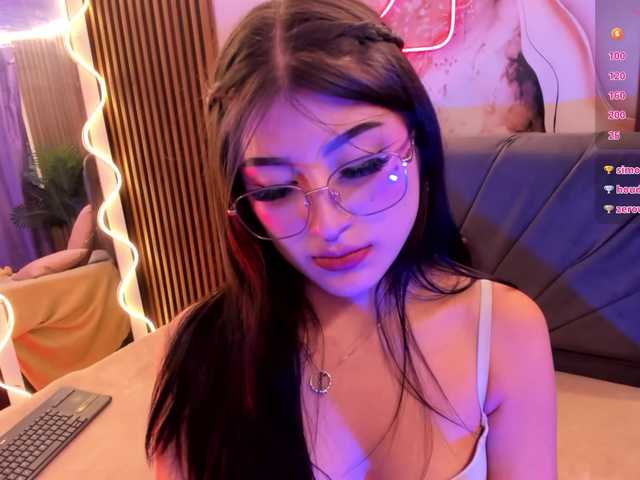 NEFTIS-TAY live cam on BongaCams