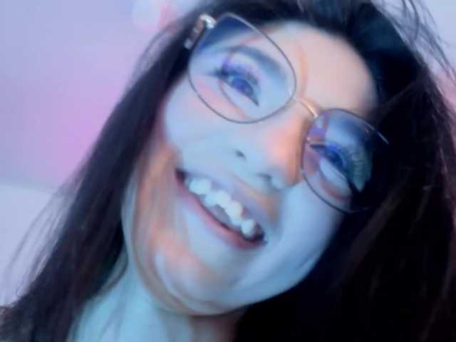 MAHYRA-TAY live cam on BongaCams