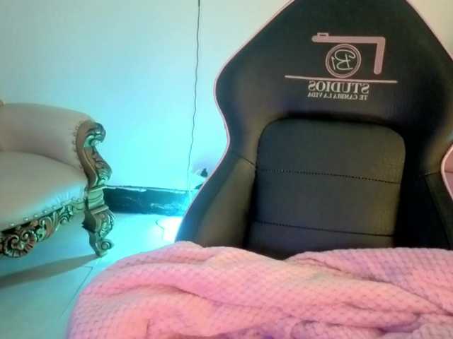MAHYRA-TAY live cam on BongaCams