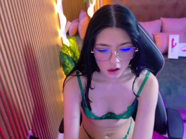 MAHYRA-TAY live cam on BongaCams