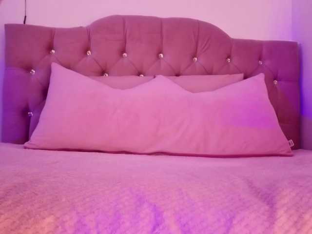 MAHYRA-TAY live cam on BongaCams