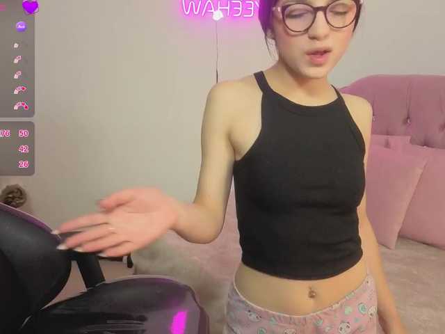 MAHYRA-TAY's BongaCams show and profile