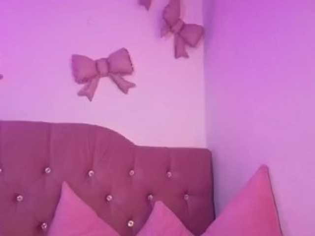 MAHYRA-TAY live cam on BongaCams