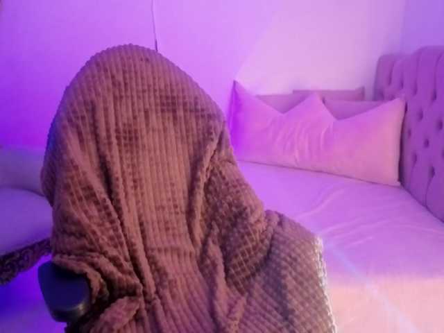 MAHYRA-TAY live cam on BongaCams