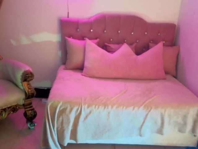 MAHYRA-TAY live cam on BongaCams