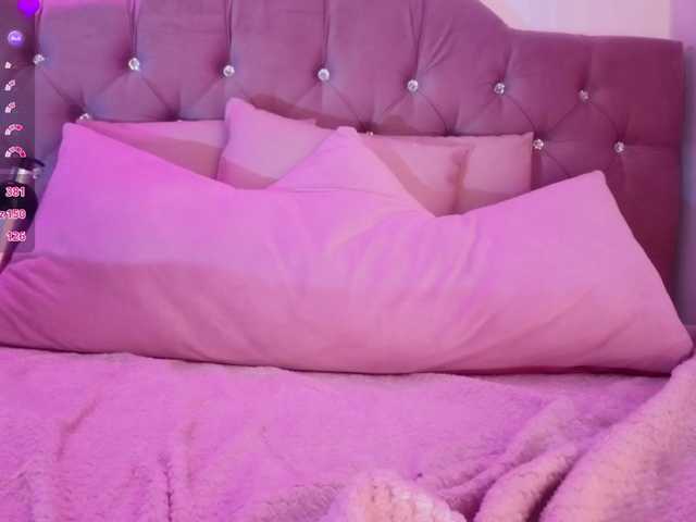 MAHYRA-TAY live cam on BongaCams
