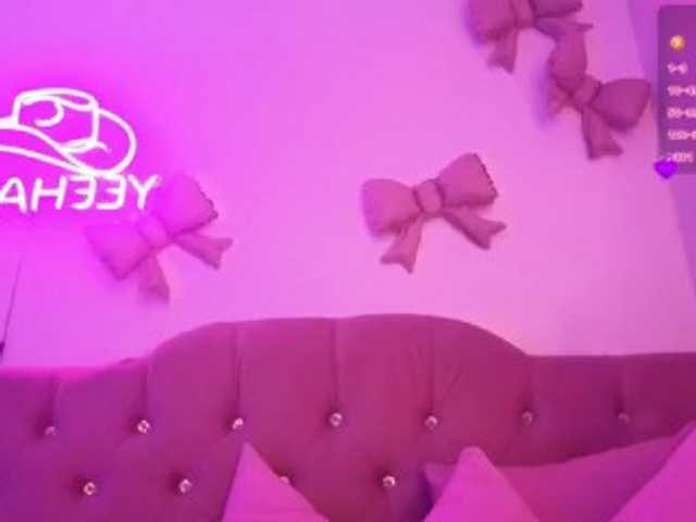 MAHYRA-TAY live cam on BongaCams