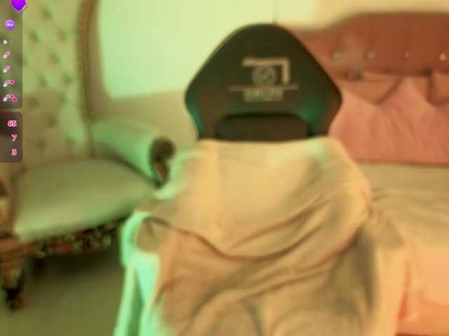 MAHYRA-TAY live cam on BongaCams