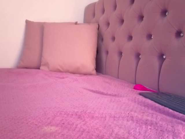 MAHYRA-TAY live cam on BongaCams