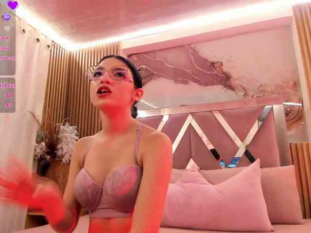 MAHYRA-TAY webcam