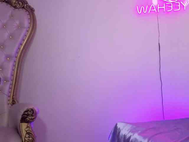 MAHYRA-TAY webcam