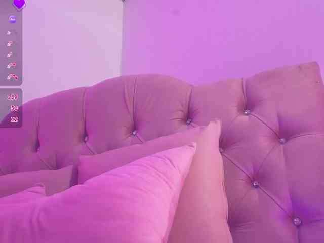 MAHYRA-TAY webcam