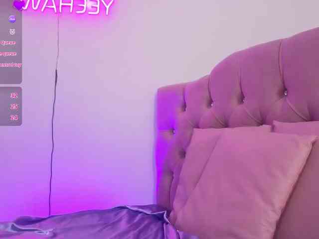 MAHYRA-TAY webcam