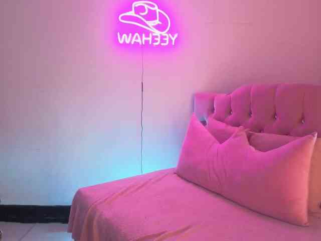 MAHYRA-TAY webcam