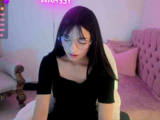 MAHYRA-TAY webcam