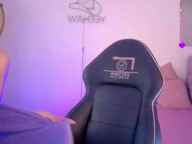MAHYRA-TAY webcam