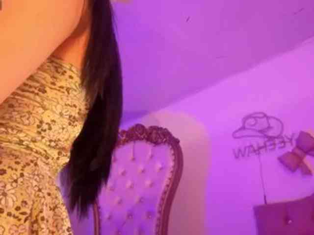 MAHYRA-TAY webcam