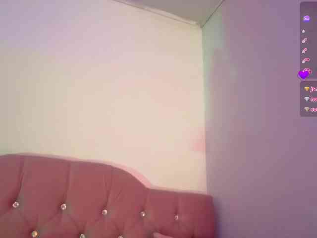 MAHYRA-TAY webcam