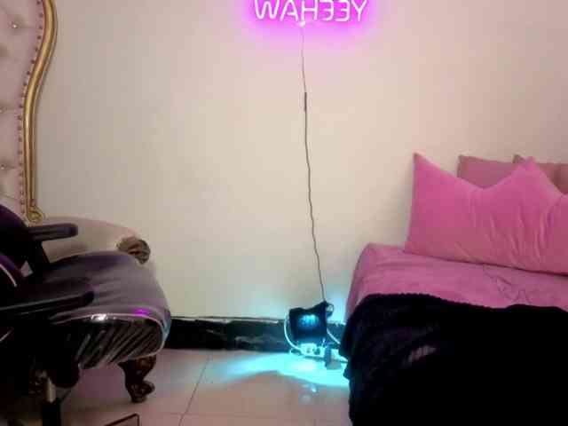 MAHYRA-TAY webcam