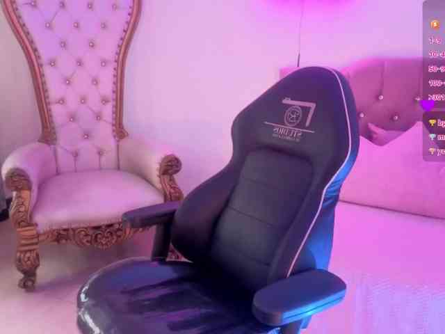 MAHYRA-TAY webcam