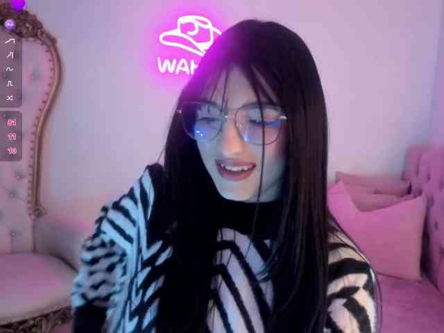 MAHYRA-TAY webcam