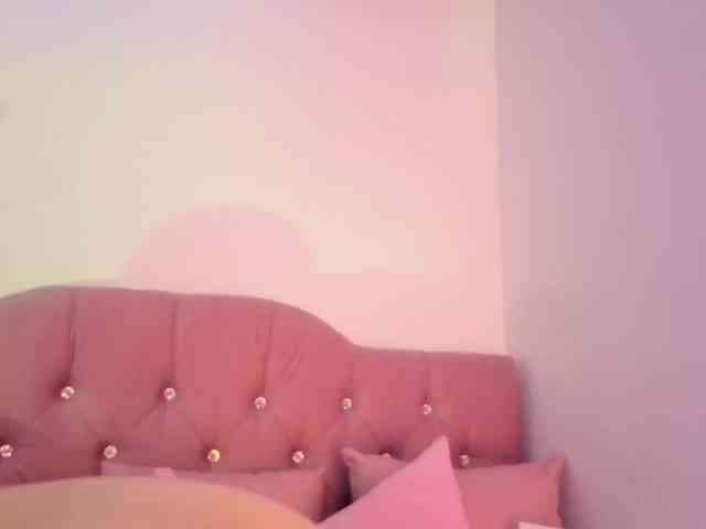 MAHYRA-TAY webcam