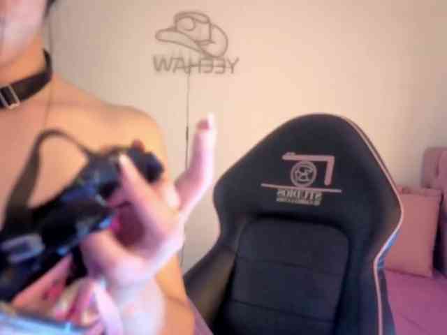 MAHYRA-TAY webcam