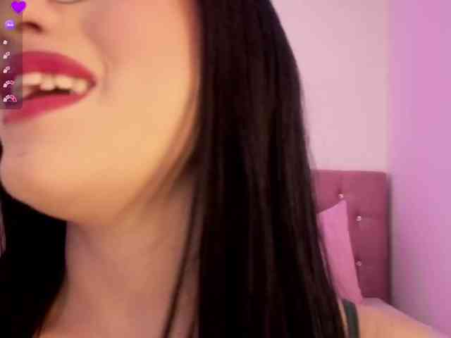 MAHYRA-TAY webcam