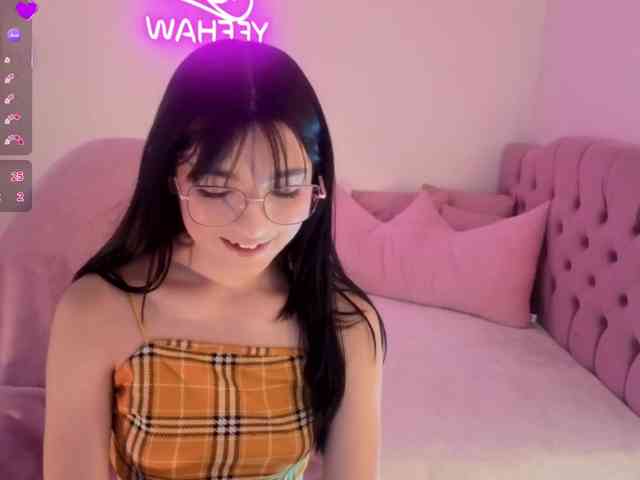 MAHYRA-TAY webcam