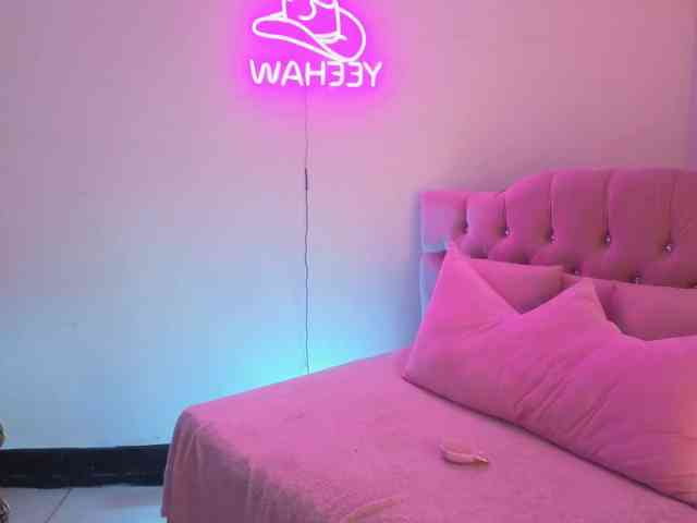 MAHYRA-TAY webcam