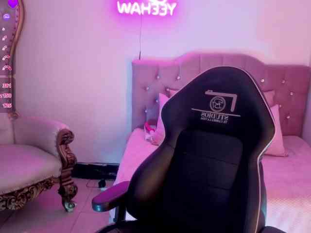 MAHYRA-TAY webcam