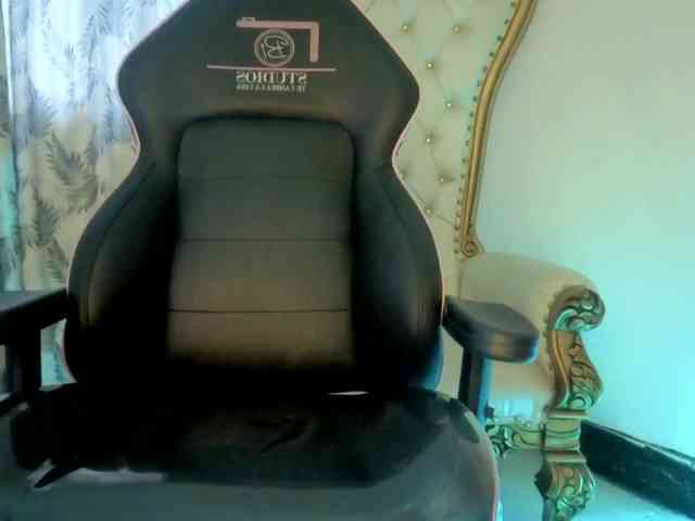 MAHYRA-TAY webcam