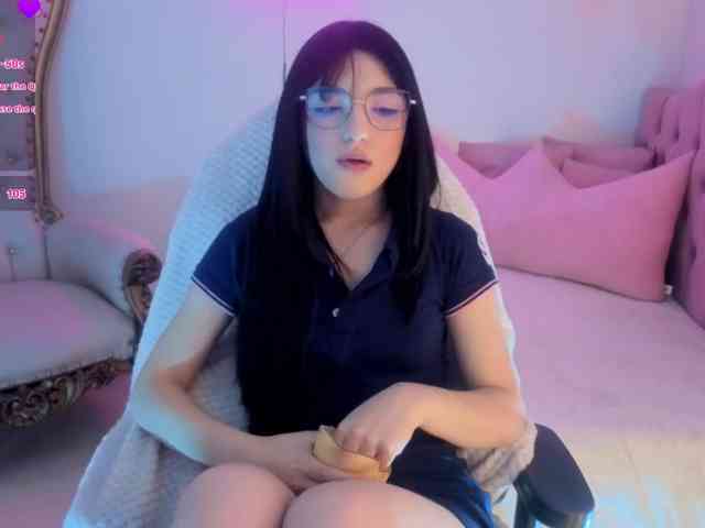 MAHYRA-TAY webcam