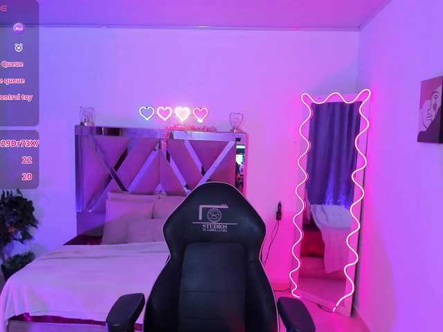 RIO-TAY1's BongaCams show and profile