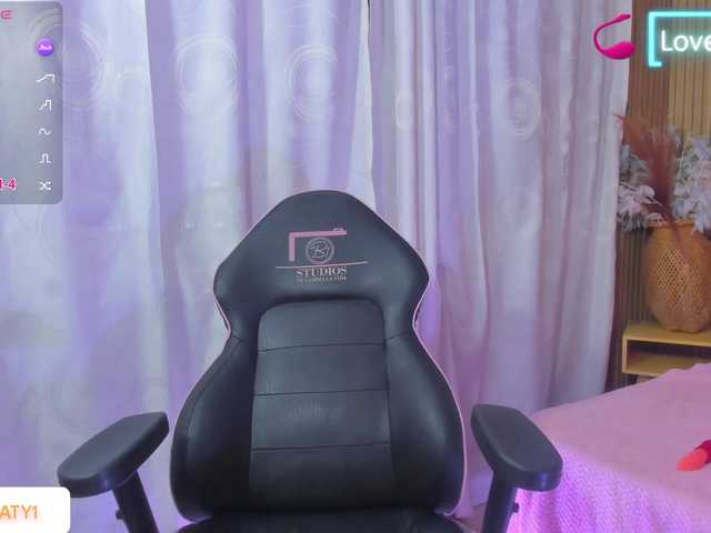 JENNA-TAY live cam on BongaCams