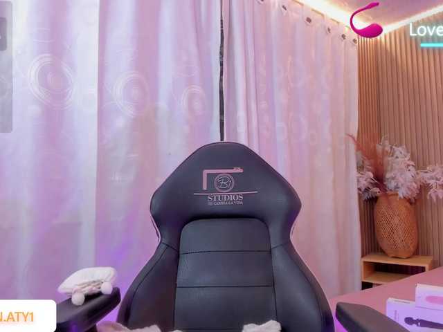 JENNA-TAY live webcam show