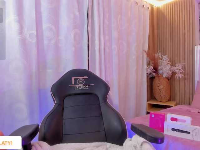 JENNA-TAY live webcam show