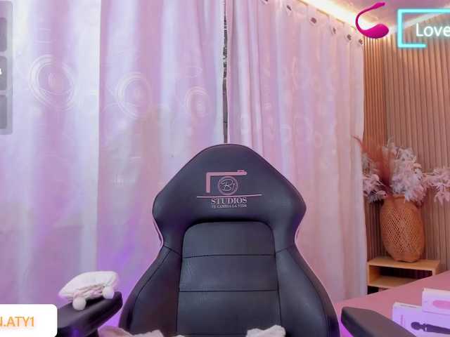 JENNA-TAY live webcam show