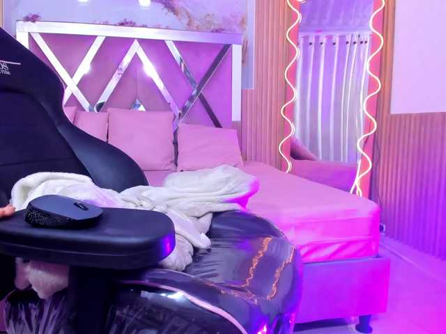 JENNA-TAY live cam on BongaCams