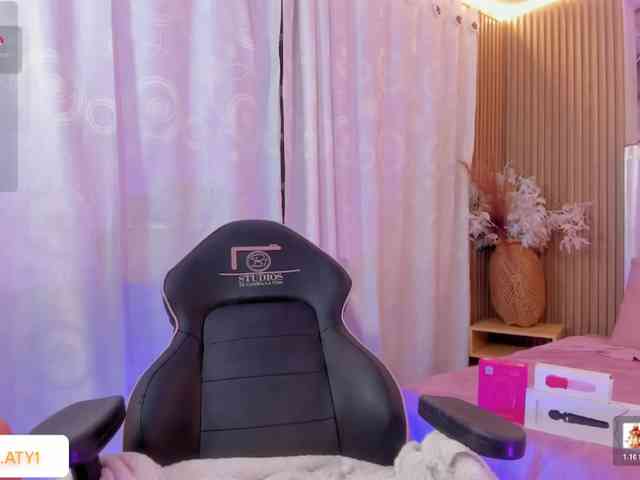 JENNA-TAY webcam