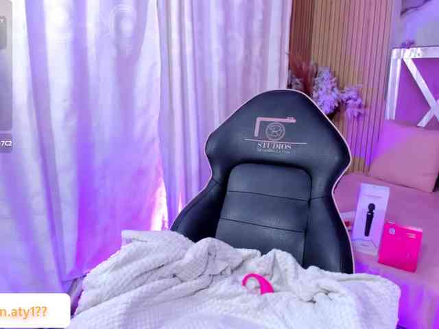 JENNA-TAY webcam