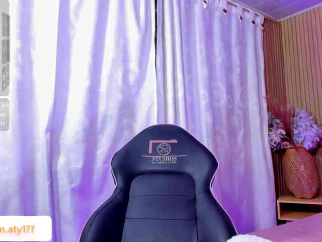 JENNA-TAY webcam