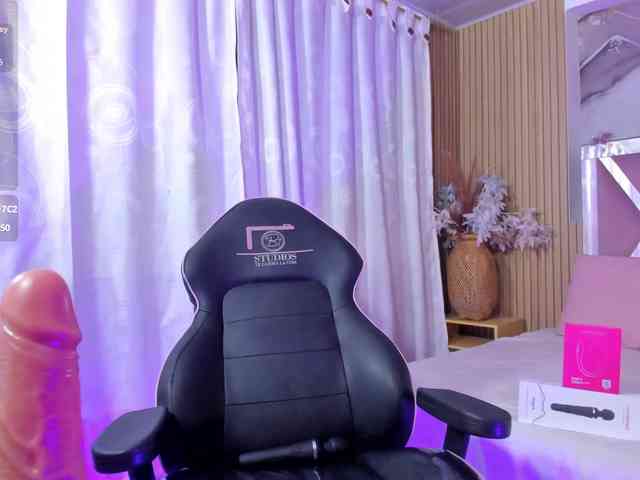 JENNA-TAY webcam