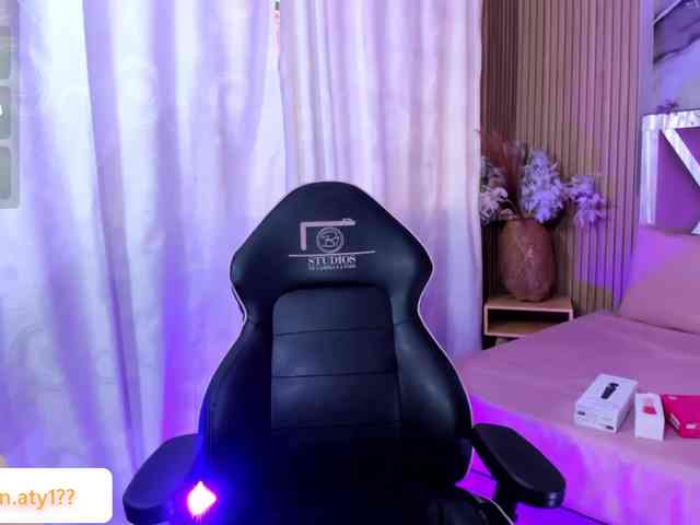 JENNA-TAY webcam